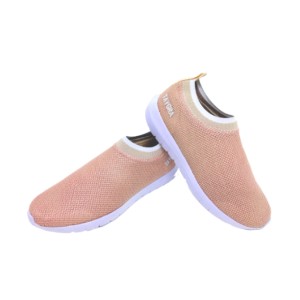 Sapat&ecirc;nis Crossfeet Nude